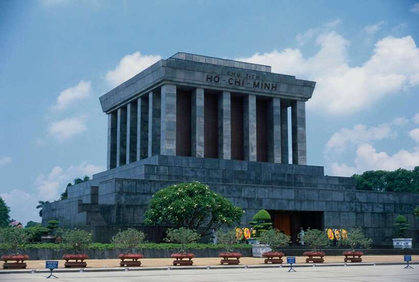 Hanoi City Day Tour: A Journey Through Culture and History - Dress Code and Etiquette