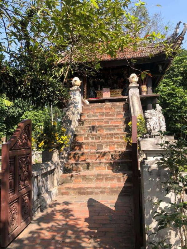 HANOI CITY: MOTORBIKE TO OLD QUARTER & HO CHI MINH TOMB - Key Points