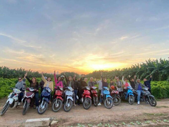 Hanoi: City Sightseeing Motorbike Group or Private Tour - Group vs. Private Tour Options