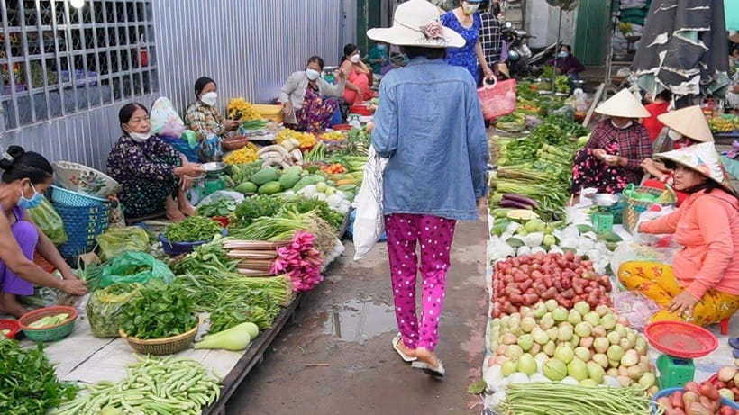 Hanoi: Cooking Class With Market Tour and Hotel Pickup - Iconic Vietnamese Recipes to Master