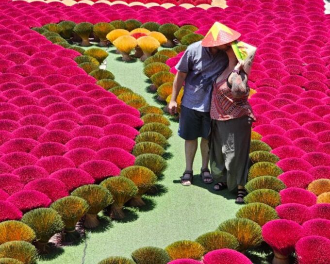 Hanoi Craft Village: Conical Hats, Incense, and Train Street - Regional Delicacies