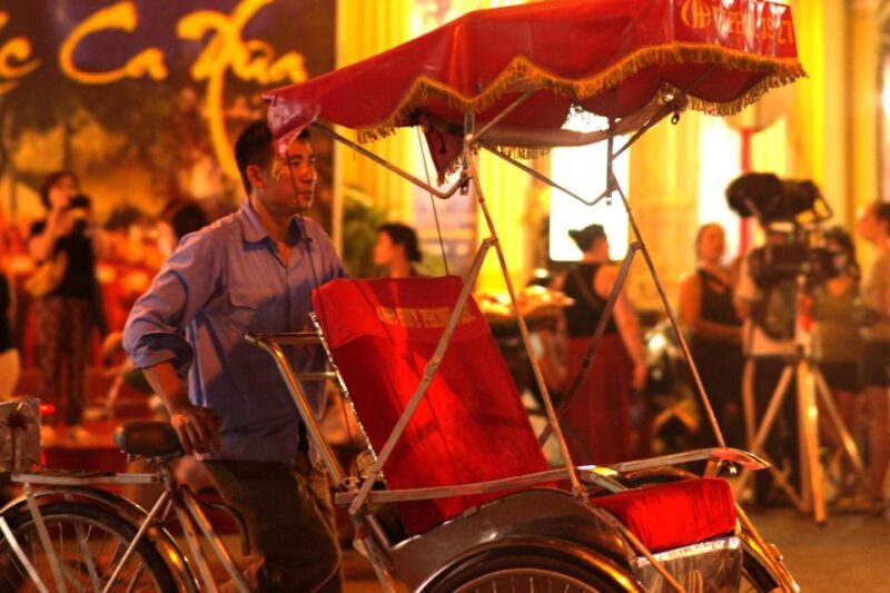 Hanoi: Cyclo the Old Quarter and Egg Coffee Tour - Itinerary Highlights