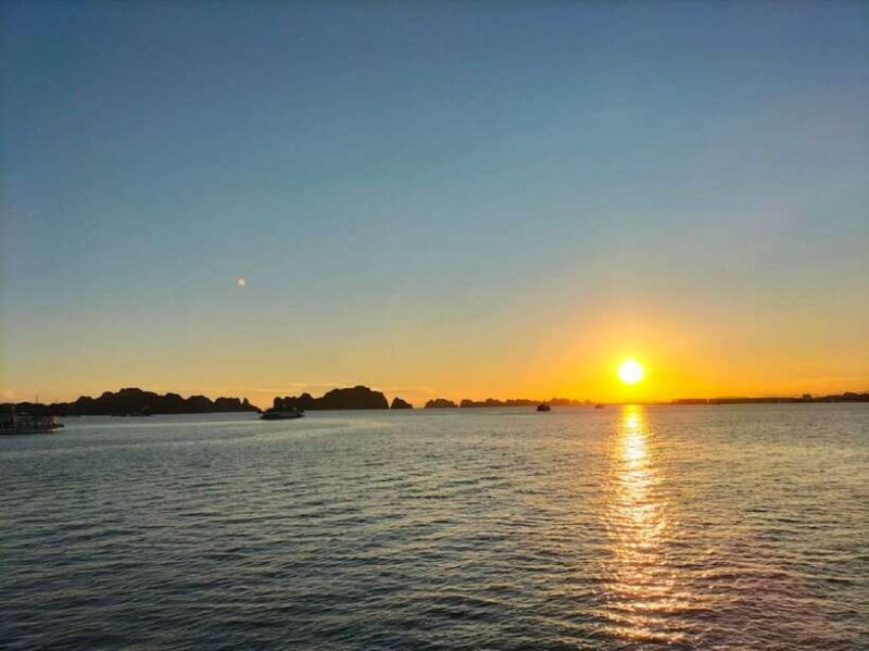 Hanoi: Full-Day Halong Bay Cruise With Swimming & Kayak Tour - Pricing and Payment Options