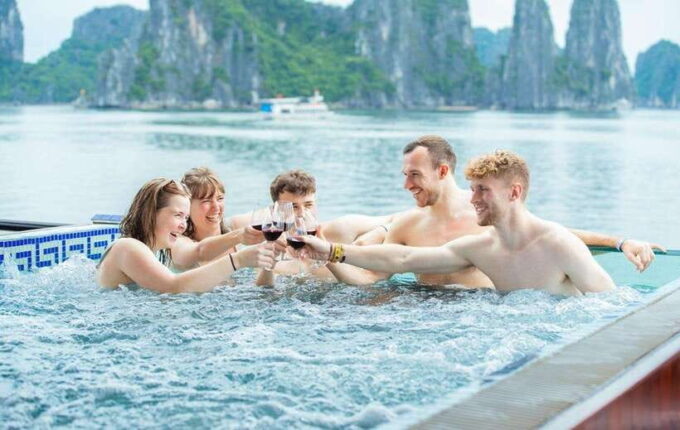 Hanoi: Fullday Halong Bay 5 Star, Jacuzzi, Buffet,Kayak,Swim - Essential Tips for Your Trip