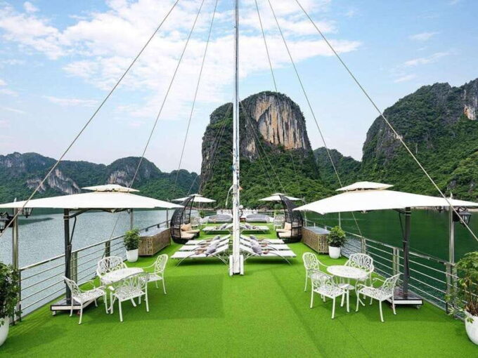 Hanoi: Fullday Halong Bay 5 Star, Jacuzzi, Buffet,Kayak,Swim - Frequently Asked Questions
