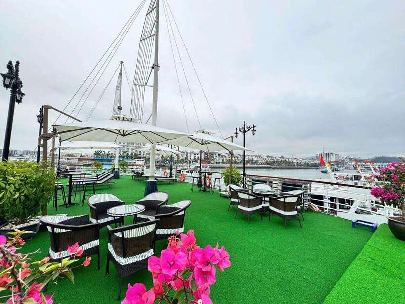 Hanoi: Ha Long Bay Day Trip - Luxury Cruise & Buffet Lunch - Frequently Asked Questions