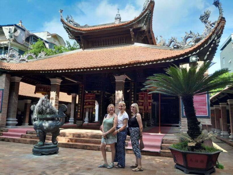 Hanoi: Half-day Silk Weaving Journey In Van Phuc Tour - Cultural Significance of Silk Weaving
