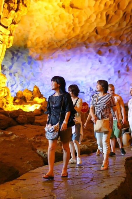 Hanoi: Halong Bay Boat Cruise, Caves, Kayaking, & Lunch - Important Considerations