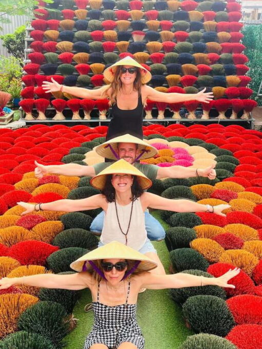 Hanoi: Incense, Hat Making & Lacquer Artisan Village Tour - Full-Day Tour Experience