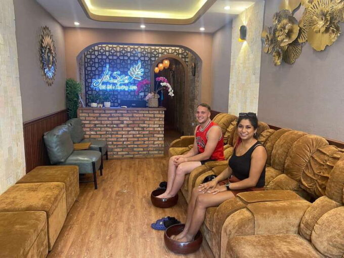 Hanoi Lá Spa 16: Four Hands - Body Massage 60 - Frequently Asked Questions