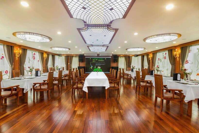 Hanoi: Lan Ha Bay & Cat Ba Island 1 or 2-Day Cruise - Accommodations and Inclusions
