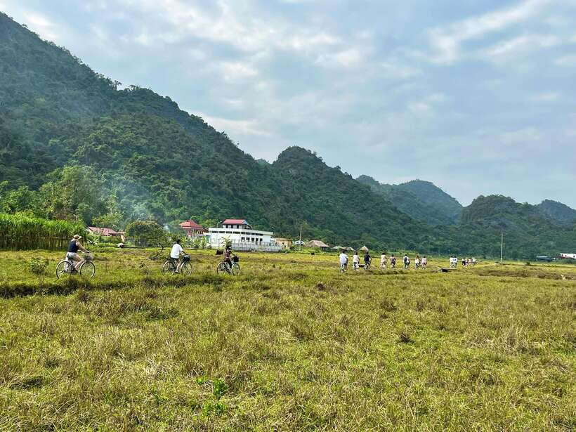 Hanoi: Lan Ha Bay & Cat Ba Island 1 or 2-Day Cruise - Surcharge for Holidays