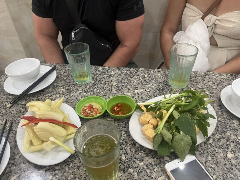 Hanoi Local Fresh Beer and Culinary Tour With Train Street - Key Points