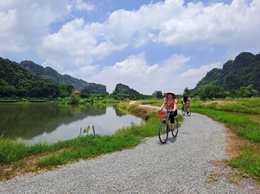 Hanoi: Ninh Binh, Hoa Lu, Tam Coc and Mua Cave Day Trip - Activities Included