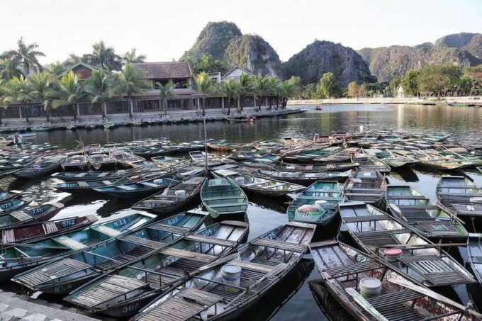Hanoi: Ninh Binh, Tam Coc, Mua Cave & Hoa Lu With Cycling - Health Considerations