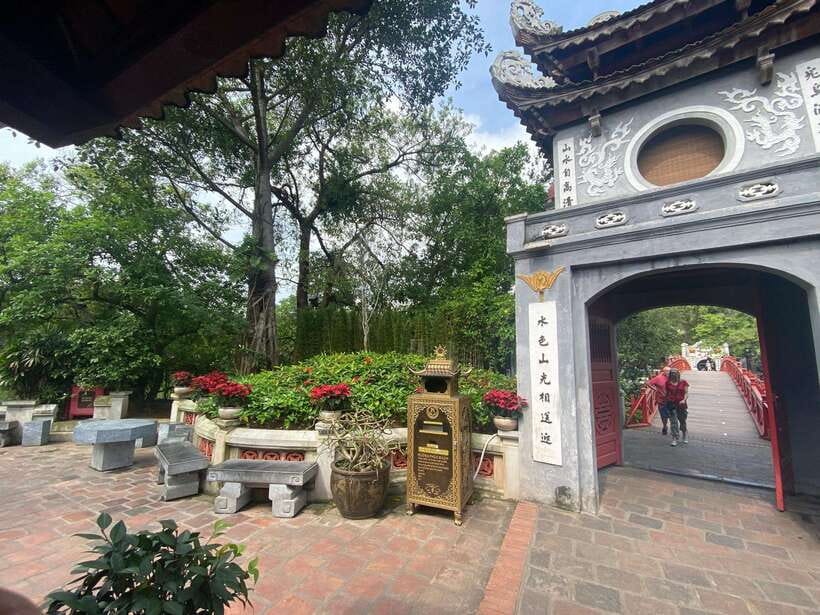 Hanoi Old Quarter Cultural Walking Tour & Water Puppet Show - Tour Overview and Pricing