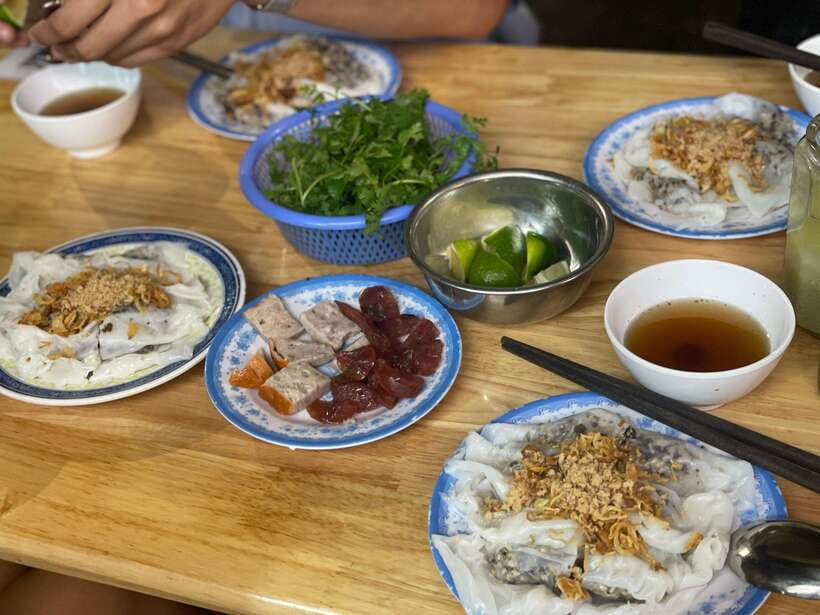 Hanoi Old Quarter Food Free Tour - Authentic Vietnamese Delicacies