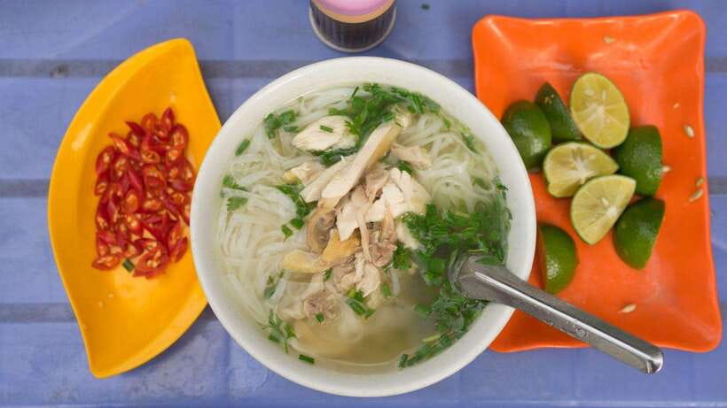 Hanoi: Old Town Street Food Tour With Hotel Pickup - Key Points