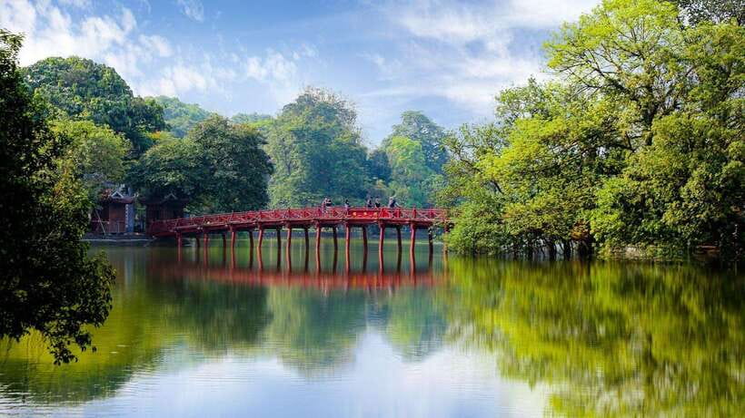 Hanoi: Old Town Street Food Tour With Hotel Pickup - Memorable Experiences and Lasting Impressions
