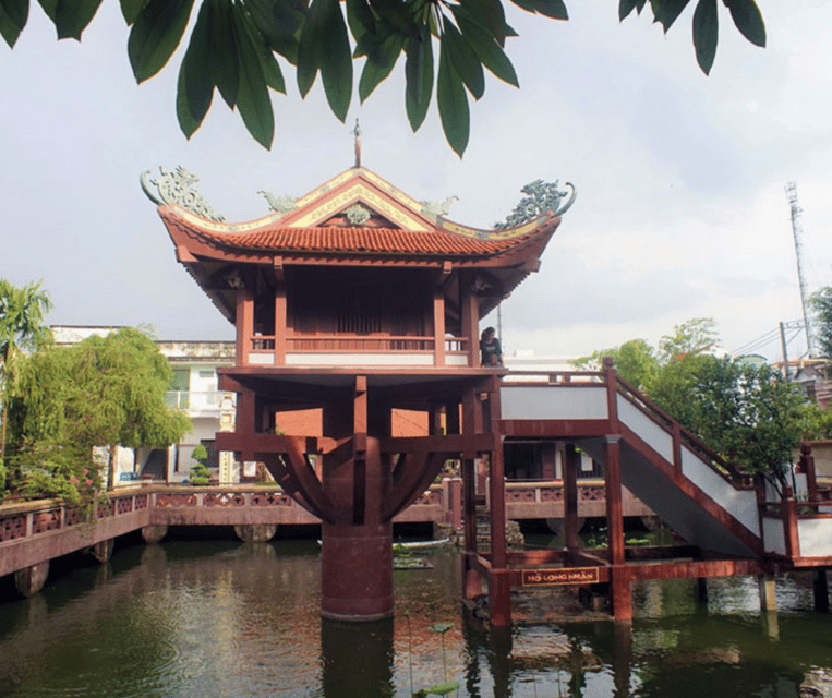 Hanoi: Private Half-day City Highlights and Hidden Gems Tour - Temple of Literature