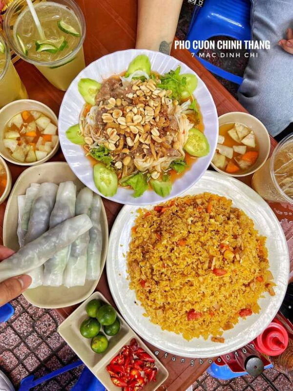Hanoi: Private Motorbike Tour With Highlight Local Food - Savor Traditional Vietnamese Cuisine