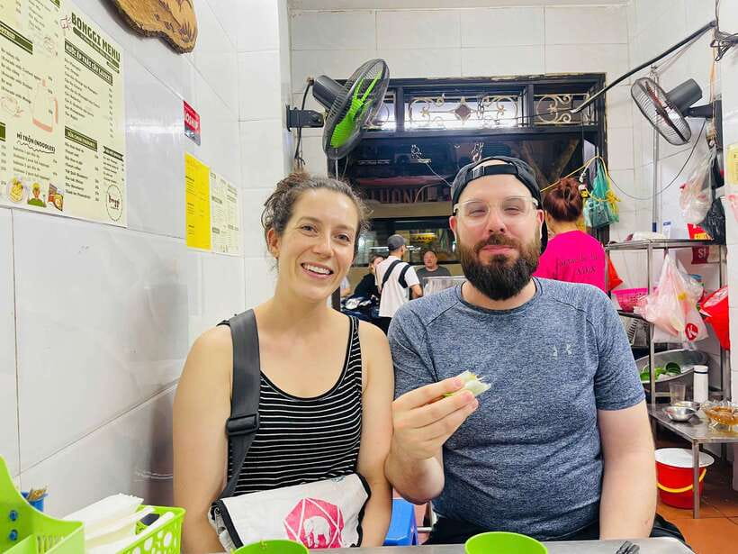 Hanoi Street Food Tour With Danny - Ha Noi By Night - Experiencing the Water Puppet Show