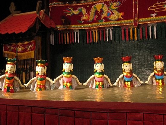 Hanoi: Street Food Walking Tour & Water Puppet Show - Experience and Itinerary