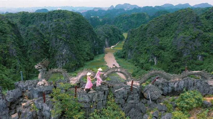Hanoi: Trang An, Hoa Lư and Mua Cave 1-Day Trip With Lunch - Frequently Asked Questions