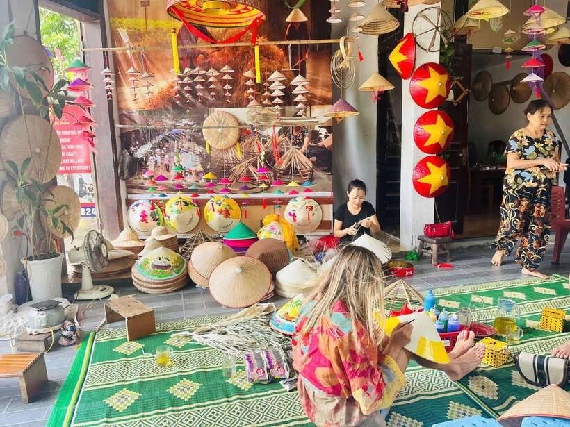 Hanois Secret: Incense, Hat Making & Lacquer Villages Tour - What to Expect During the Tour