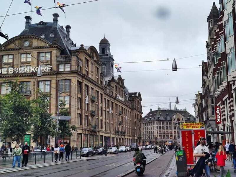 Happy birthday Amsterdam! Exclusive Tour with a Local Guide - The Value of a Private Guided Tour