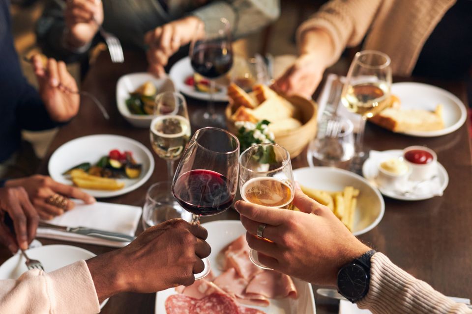 Happy Hour Drinks and Food Tour - Discovering Hidden Gems and Delicacies