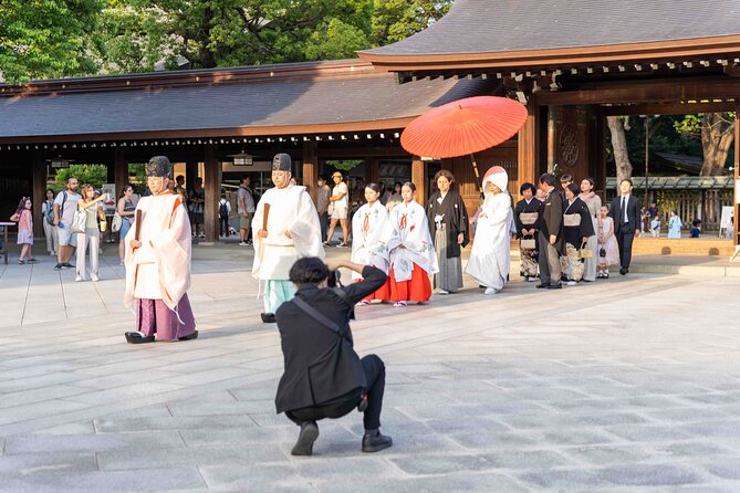 Harajuku Sweet & Culture Exploration: Dive Into Kawaii Wonders! - Capturing the Essence of Harajukus Charm
