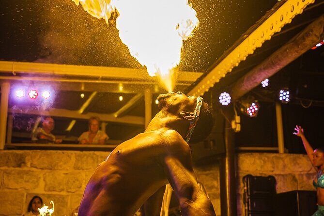 Harbour Lights Beach Extravaganza and Dinner Show - The Experience in Detail