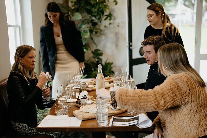 Hardys: Tasting in the Dark: A Wine Sensory Experience - Key Points