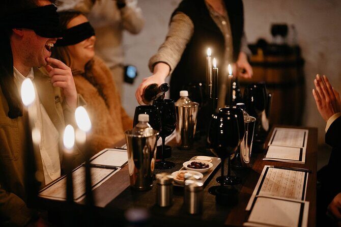 Hardys: Tasting in the Dark: A Wine Sensory Experience - The Atmosphere and Setting