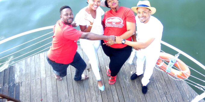 Hartbeespoort Dam: 1 Hour Cruise & Sunday Buffet Lunch - The Sum Up