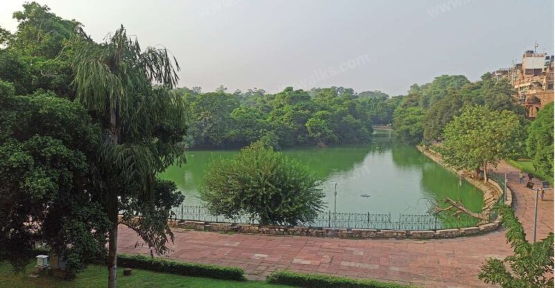 Hauz Khas Village Walking Tour - Key Points