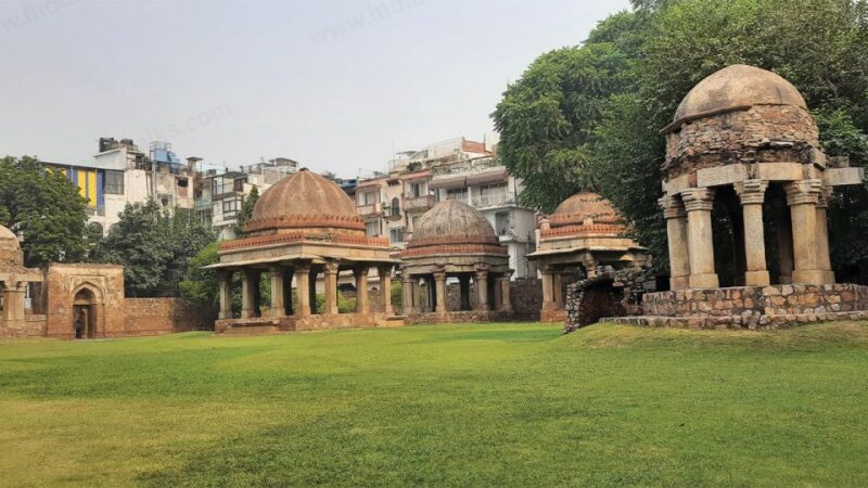 Hauz Khas Village Walking Tour - Experience Highlights