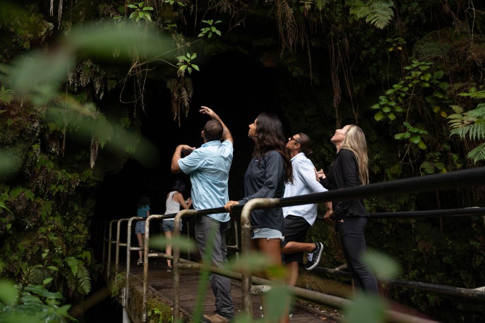 Hawaii: Big Island Volcanoes Day Tour With Dinner and Pickup - Thurston Lava Tube Hike
