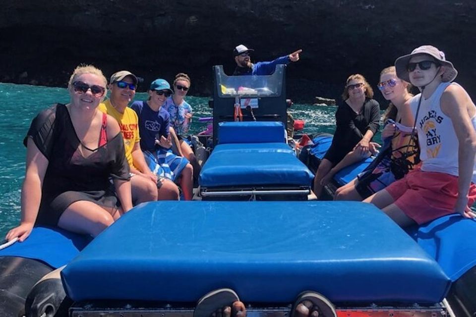 Hawaii: Private Snorkeling Tour With Lunch and Drinks - Language and Group Size