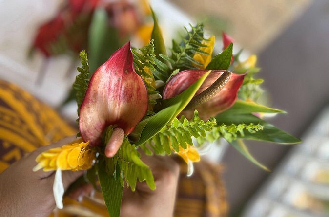 Hawaiian Floral Crown Weaving in Hilo - FAQ (Frequently Asked Questions)