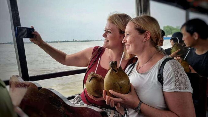 HCM: Authentic Mekong Delta - Boat, TukTuk, Khot Cake Making - Tips for a Great Experience