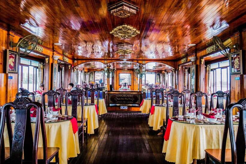 HCM: Saigon River Dinner Cruise - Dining Experience on Board