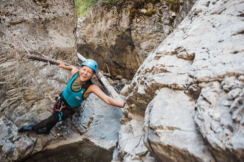 Heart Creek Canyoning tour - Beginner friendly - Near Banff - Gear and Included Items