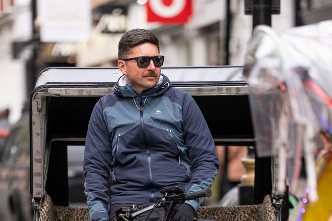 Heart of London Private Guided Rickshaw Journey - Unique Mode of Transportation