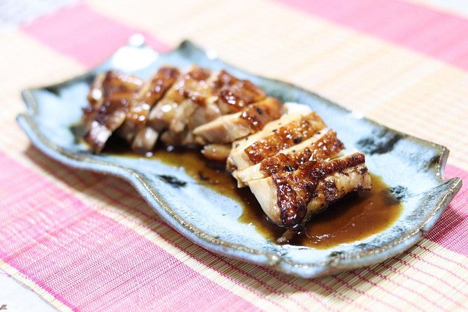 Heart-Warming Japanese in Home Cooking Lesson With a Local Mother in Osaka - Welcoming Host and Insightful Instruction