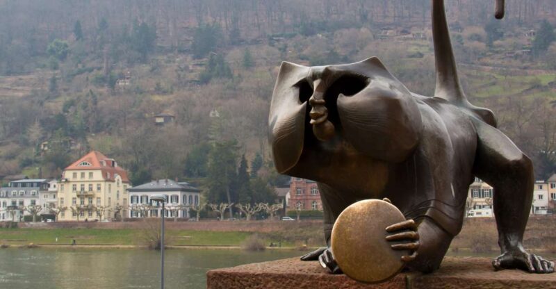 Heidelberg: First Discovery Walk and Reading Walking Tour - Navigation App Features