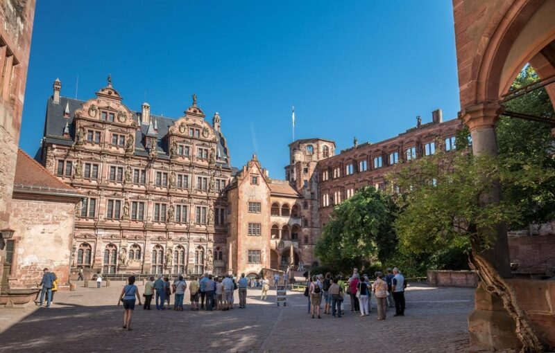 Heidelberg: Heidelberg Castle Garden & Outside Private Tour - An Honest Look at the Heidelberg Castle Garden & Outside Tour
