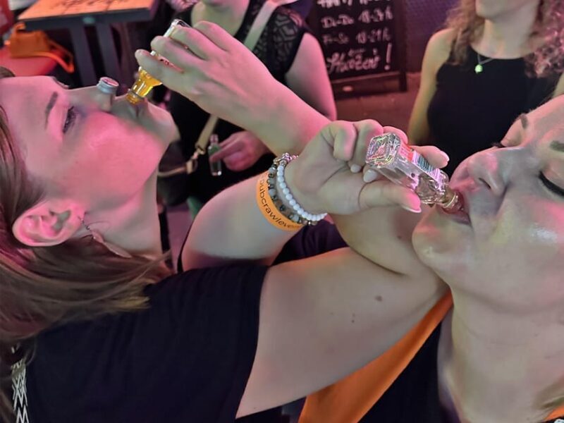 Heidelberg: Private pub crawl with insider-guide & shots - Frequently Asked Questions