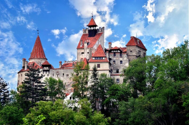 Heli Tour From Brasov to Bran and Peles Castles for 3 - Good To Know